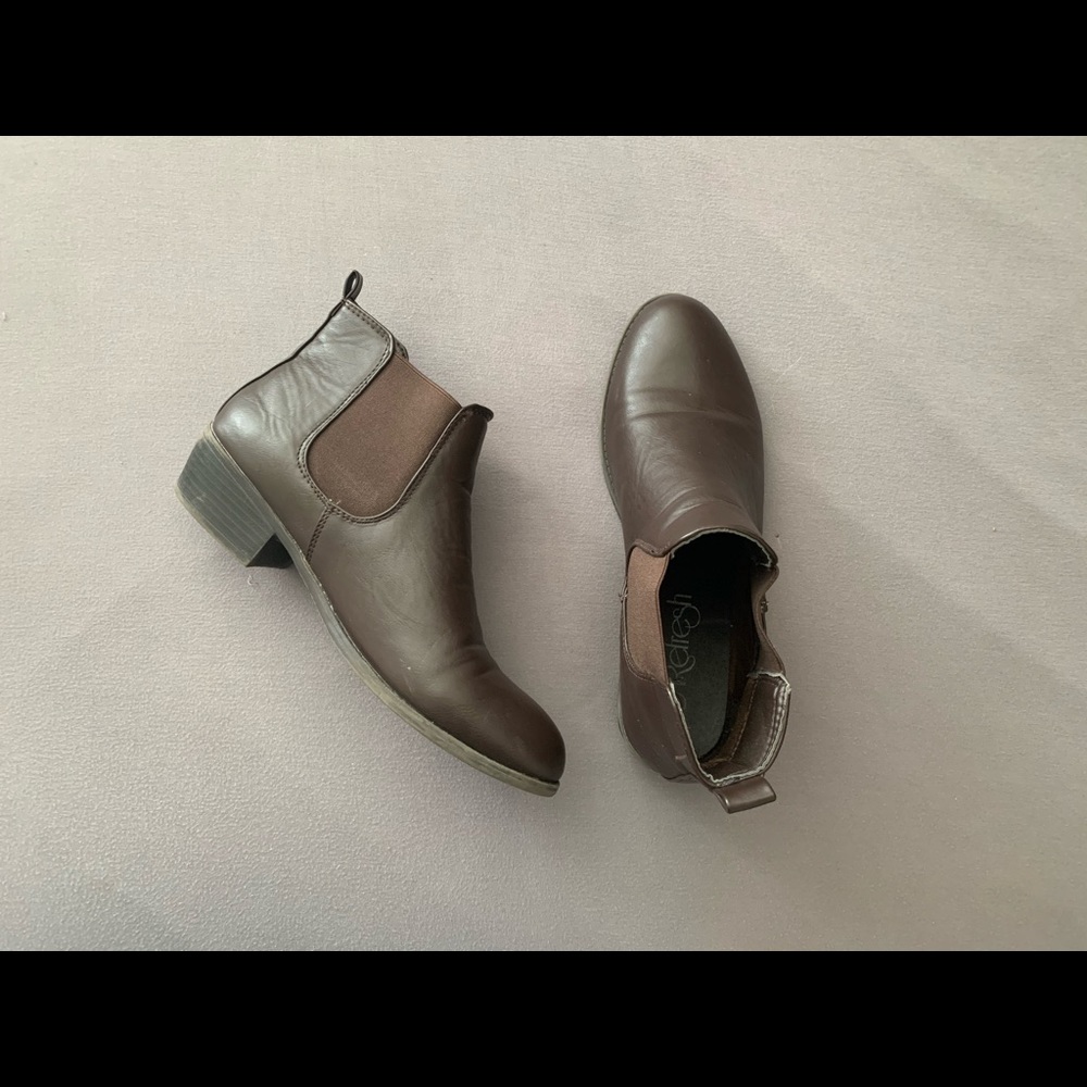Brown Chelsea boots